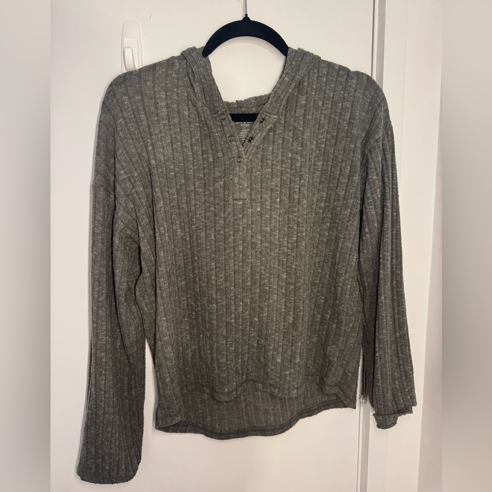 American Eagle Outfitters soft, ribbed, lightweight sweatshirt